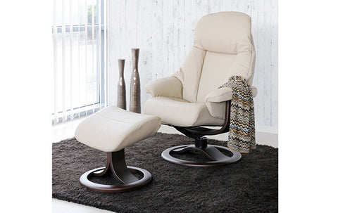 Alfa 520 Recliner with Ottoman